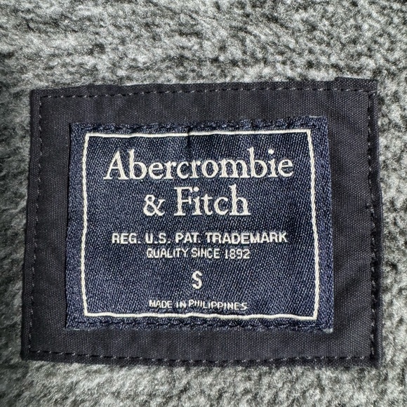 Abercrombie & Fitch Women Quilted Asymmetric Snap Button Fleece Pullover gray S - Picture 11 of 14